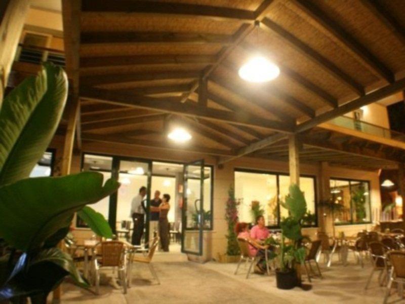 Hotel Embarcadero De Calahonda De Granada Экстерьер фото